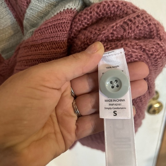 LuLaRoe Women's Mauve Gray Long Button Up Cardigan Sweater Oversized Small - Picture 4 of 8